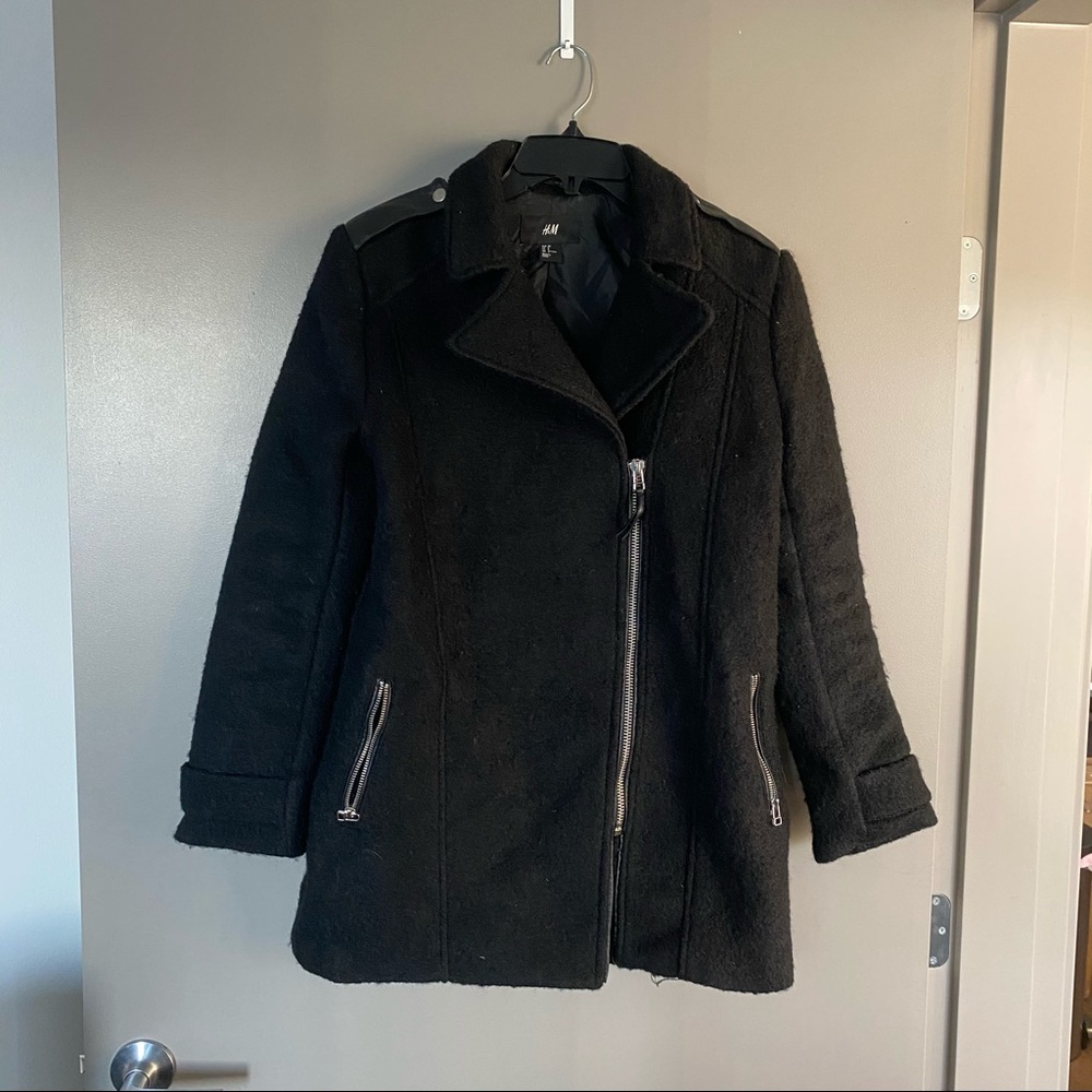 H&M Long Black Coat Gem